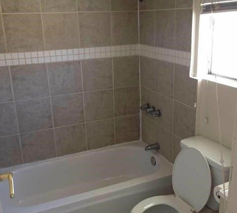 5th image of 15848 Clarkgrove St