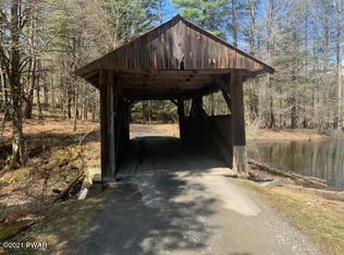 Hummingbird Ln, Hancock, NY 13783