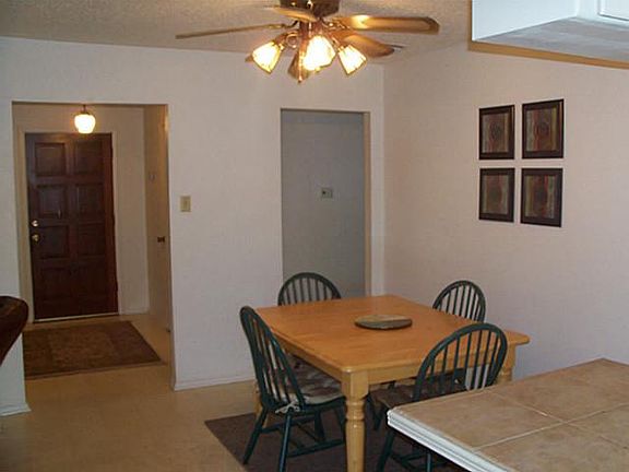 5th image of 2051 Meadowview Dr
