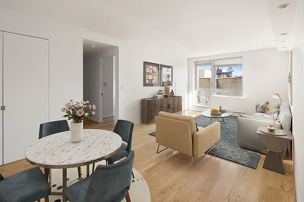 Sold by R New York | media 1