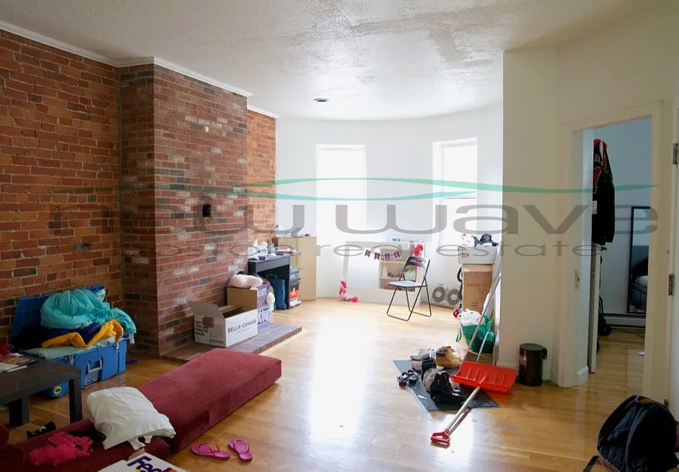 620 Columbus Ave #3