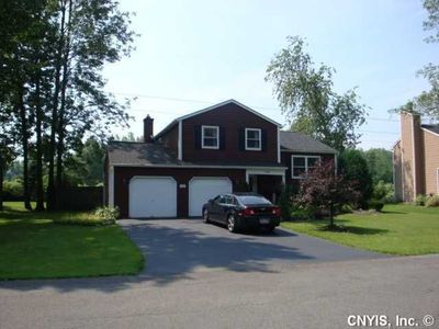 3028 Peony Farm Ln, Baldwinsville, NY, 13027