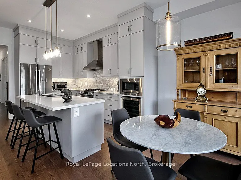 11 Bay St E #6 — Photo 4