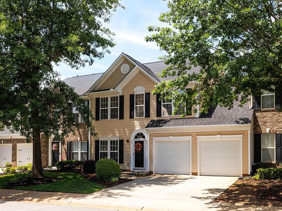 1st image of 323 Majesty Ct
