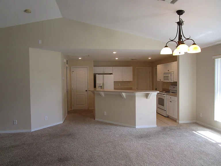 3514 NE 12th Ct — Photo 27
