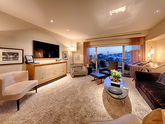 4th image of 1155 N La Cienega Blvd APT 1101