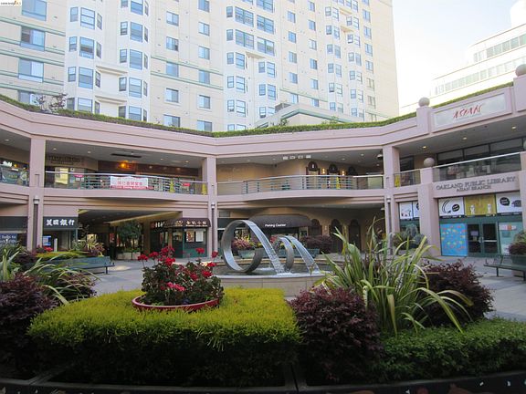 3rd image of 988 Franklin St APT 710