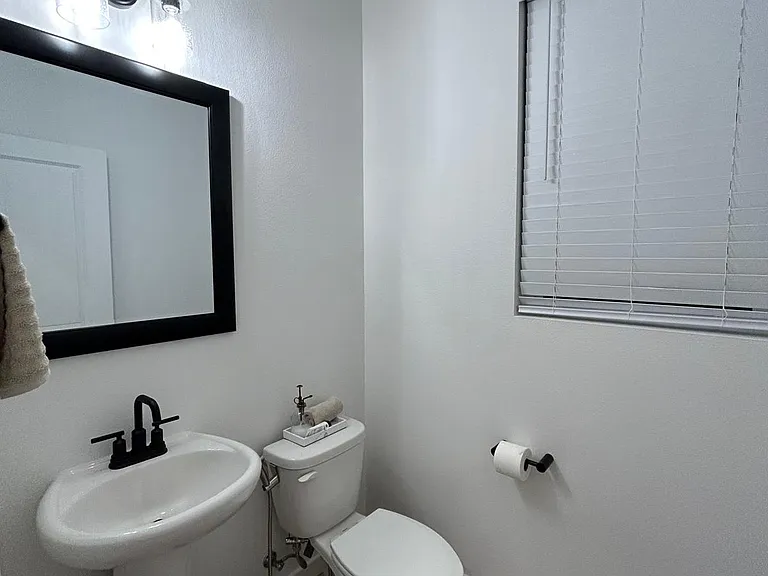 1662 S Quartz Dr — Photo 15