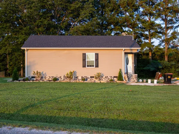 605 Mason Everett Rd, Belvidere, TN 37306