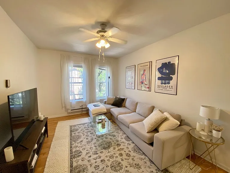 2146 N Dayton St #202 — Photo 4
