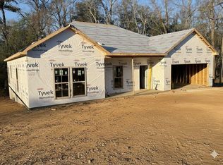 25 Memory Ln, Eufaula, AL 36027