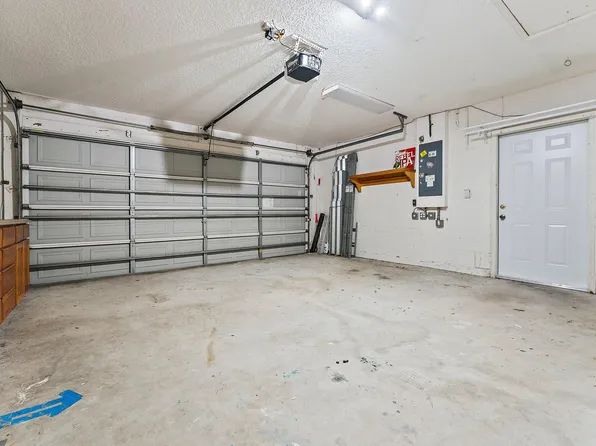 2084 NW 19th Drive, Stuart, FL 34994