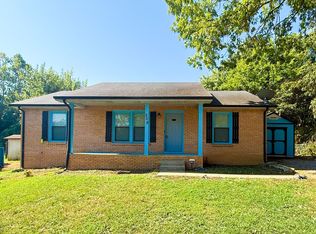 208 Bob White Dr, Clarksville, TN 37042