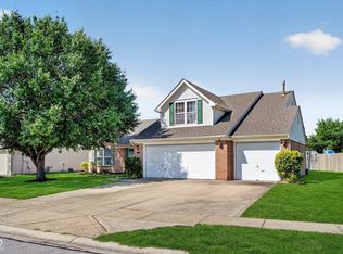 804 Weeping Way Ln, Avon, IN 46123