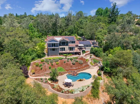 240 Kilham Rd, Auburn, CA 95603