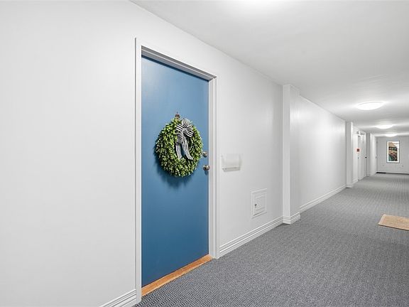 3rd image of 415 Bigham St APT 23