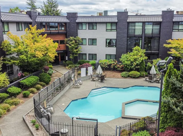 11300 1st Avenue NE #127, Seattle, WA 98125