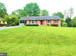 24904 Dunnavant Dr, Gaithersburg, MD 20882