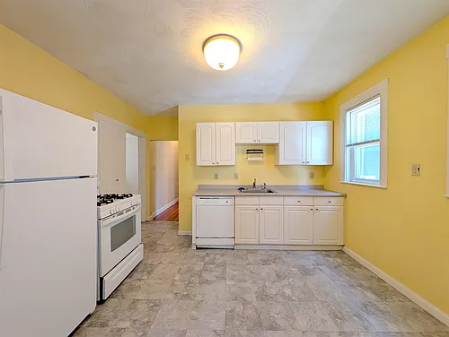 79 Conwell Ave #3 Photo 1
