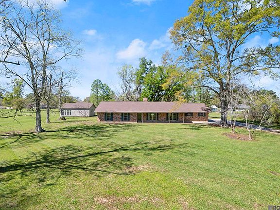 2nd image of 12417 Roddy Rd