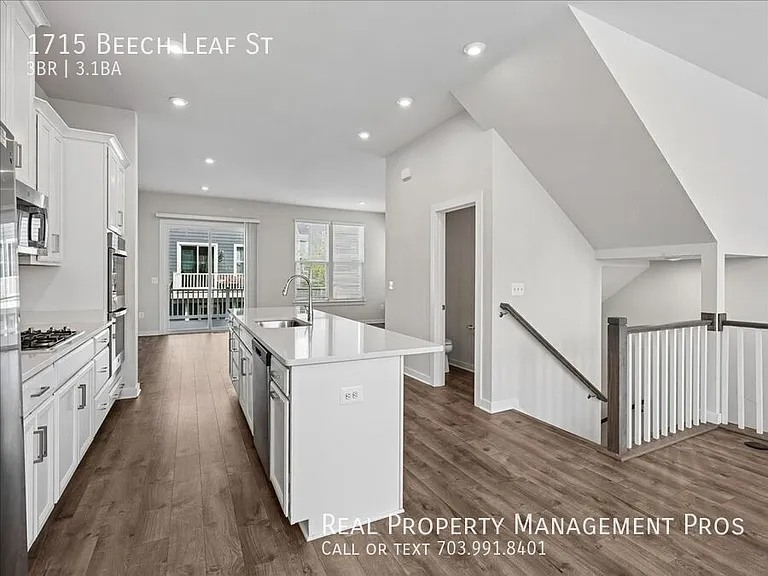 1715 Beech Leaf St — Photo 3