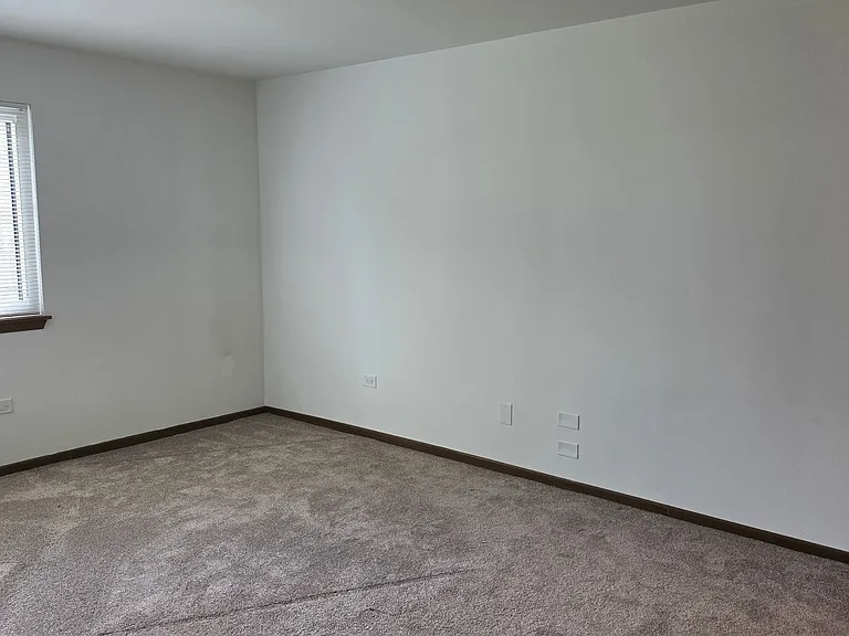 951 Glouchester Cir #0 — Photo 8