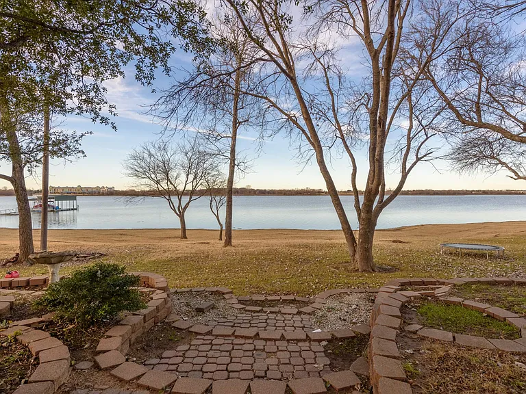 12345 Redbud Ln — Photo 1