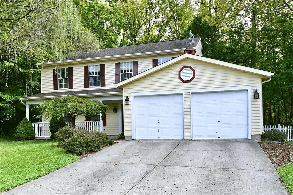 10709 Stillcreek Dr photo 1