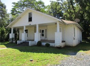 126 E Monmouth St, Winston Salem, NC 27127