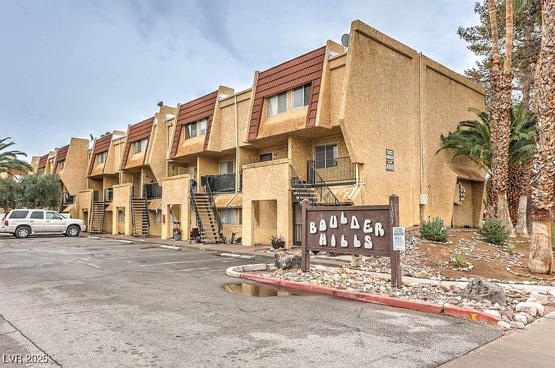 2nd image of 1303 Darlene Way APT 302A