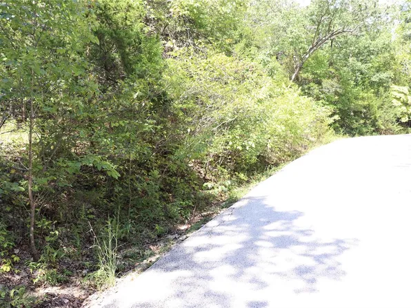 1 Rhett Butler Dr, Hillsboro, MO 63050