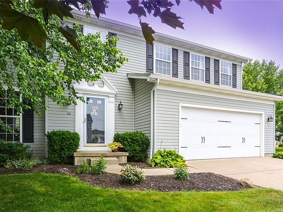 3rd image of 60 E Royal Hill Dr
