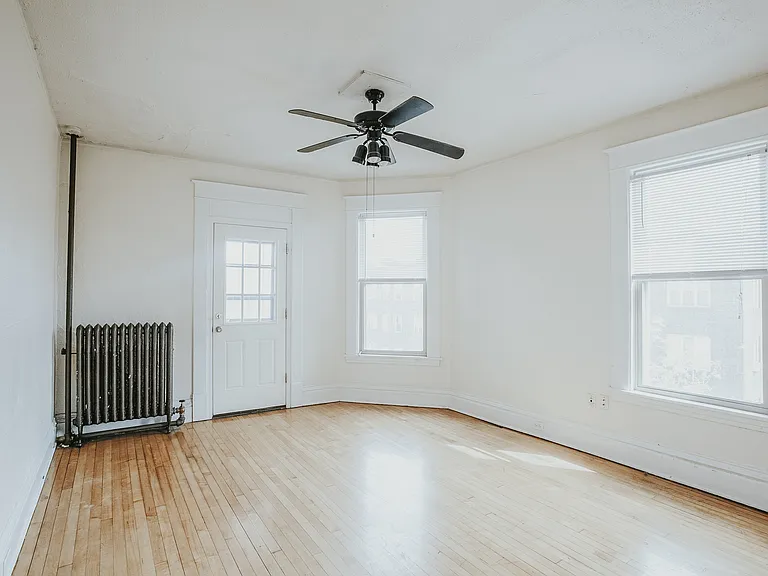 2641 Hennepin Ave — Photo 7