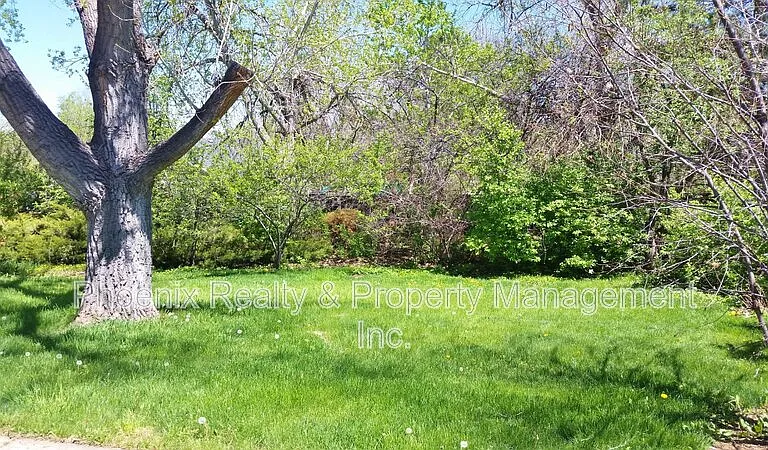 2332 McKinley Ave — Photo 20