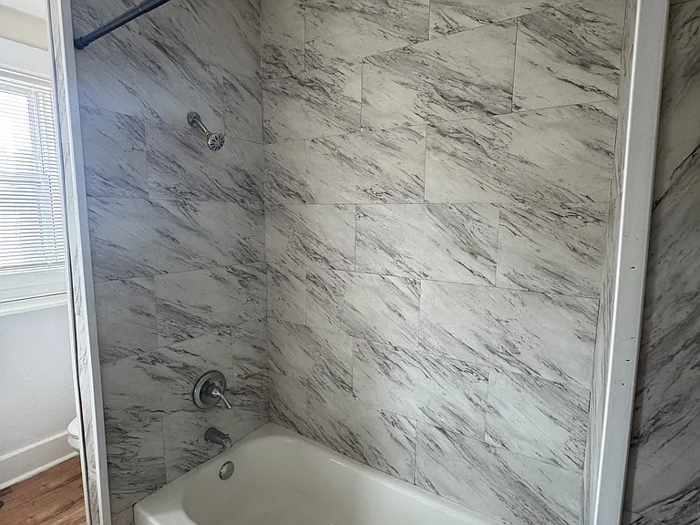 2701 S Park Ave — Photo 9
