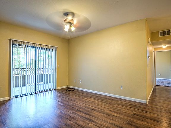 3rd image of 8250 N Grand Canyon Dr Unit 2179