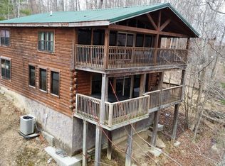 111 Lookout Ridge Rd, Rogers, KY 41365
