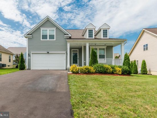 112 Squaw Ter, Martinsburg, WV 25403