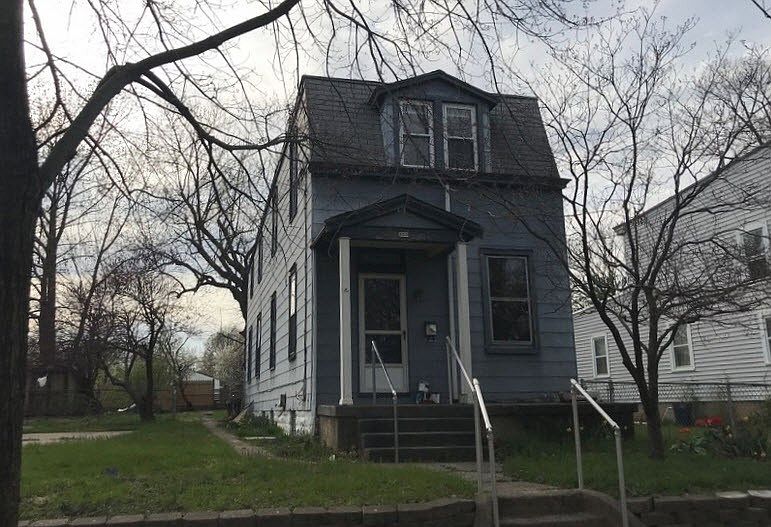 1st image of 323 Arlington Ave