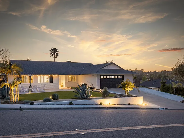 1489 San Pablo Dr — Photo 2