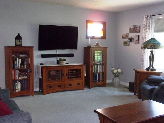 4th image of 2763 E Center Dr