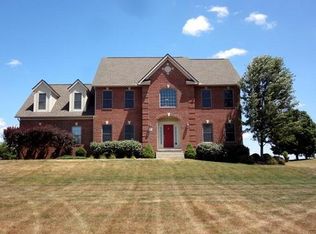 149 Reserve Dr, Granville, OH 43023