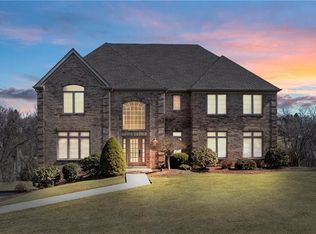 145 Bittersweet Cir, Venetia, PA 15367