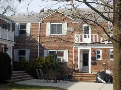 260-37 Union Turnpike 2nd fl, Glen Oaks, NY, 11004
