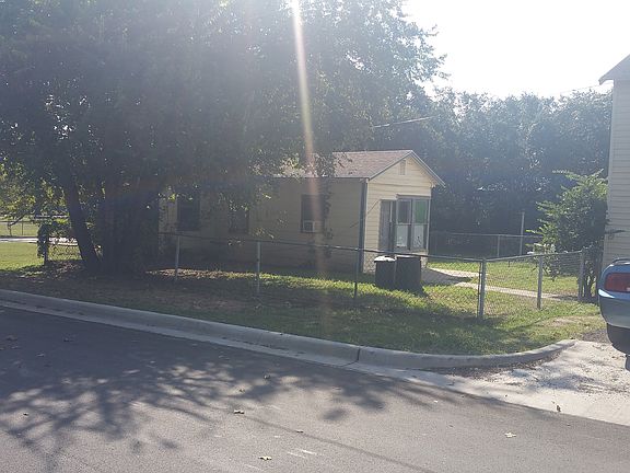 4th image of 3037 Caddo Trl