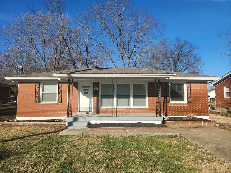 4507 Dover Rd — Photo 1