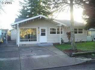 8904 SE Rural St, Portland, OR 97266
