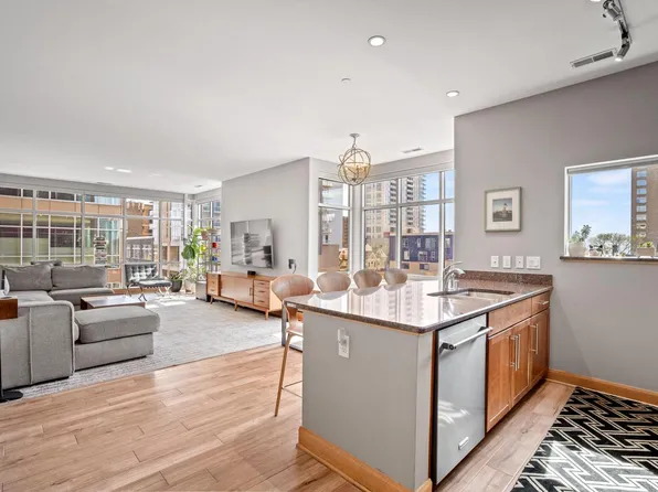 1550 East Royall PLACE #500, Milwaukee, WI 53202