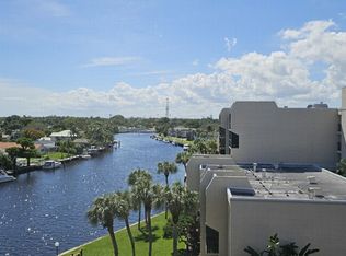 15 Royal Palm Way PENTHOUSE 604, Boca Raton, FL 33432