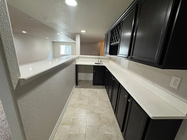 6131 Anders Ridge Ln — Photo 26